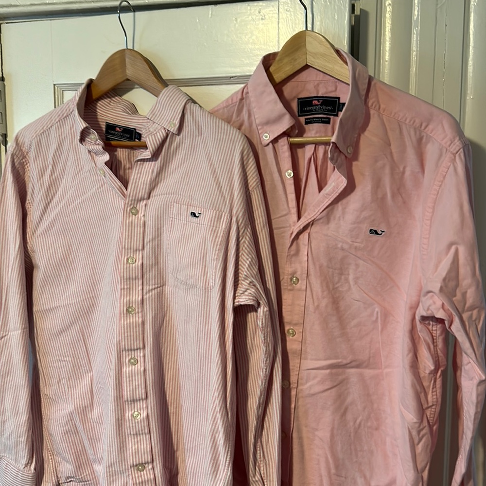 2 men’s vineyard vines pink button down shirts